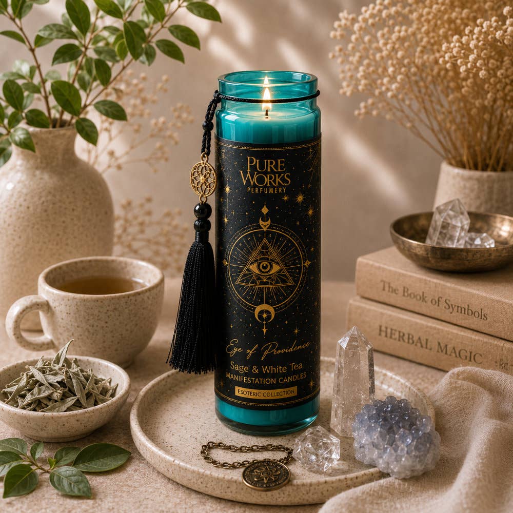 Duftkerze im Glas | Esoteric Eye of Providence | Salbei & Weißer Tee