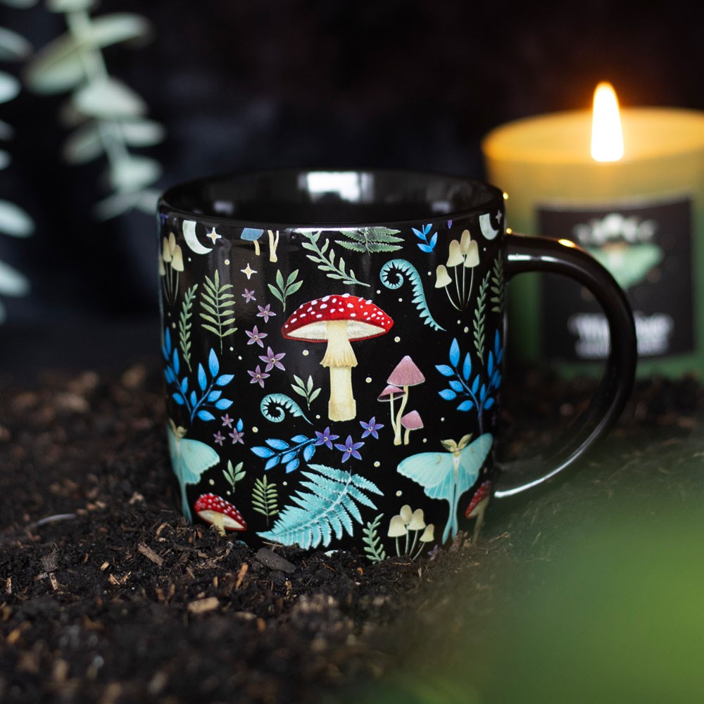 Dark Forest Keramiktasse mit Pilzen & Mond